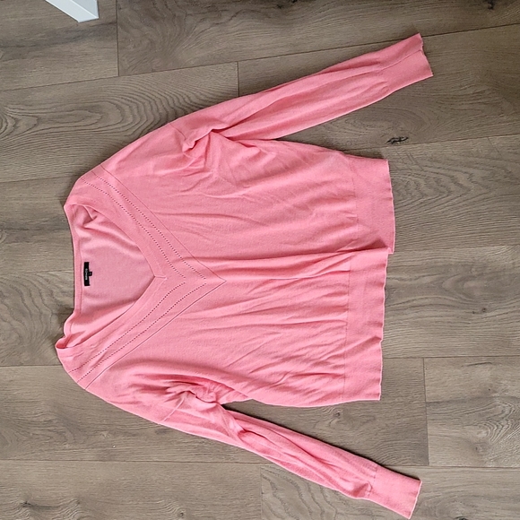 RW&Co sweater - Picture 2 of 4